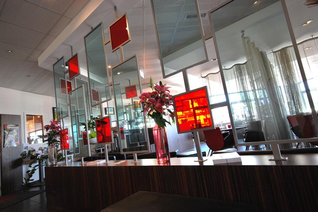 Hotel De Loire Et Restaurant Les Bateliers Trelaze ภายนอก รูปภาพ