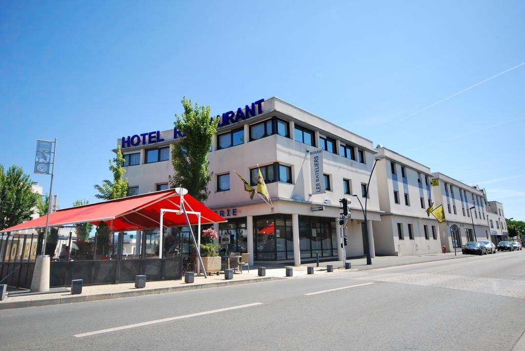 Hotel De Loire Et Restaurant Les Bateliers Trelaze ภายนอก รูปภาพ